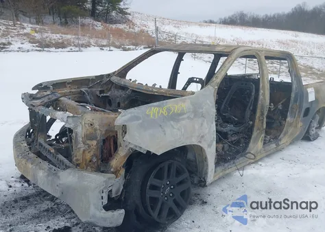 2021 Chevrolet Silverado 1500 4Wd Short Bed Custom Trail Boss z USA, uszkodzony, nr VIN 1GCPYCEF3MZ384122